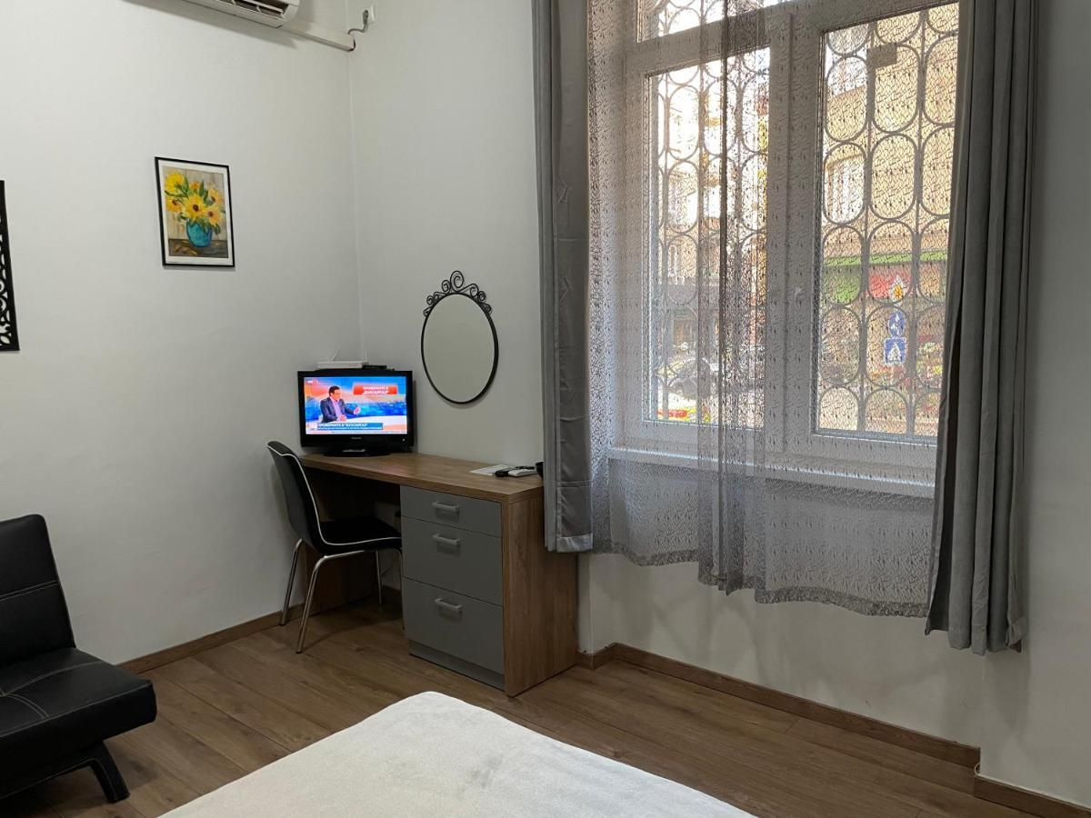 The Central Post Apartments Софія Екстер'єр фото