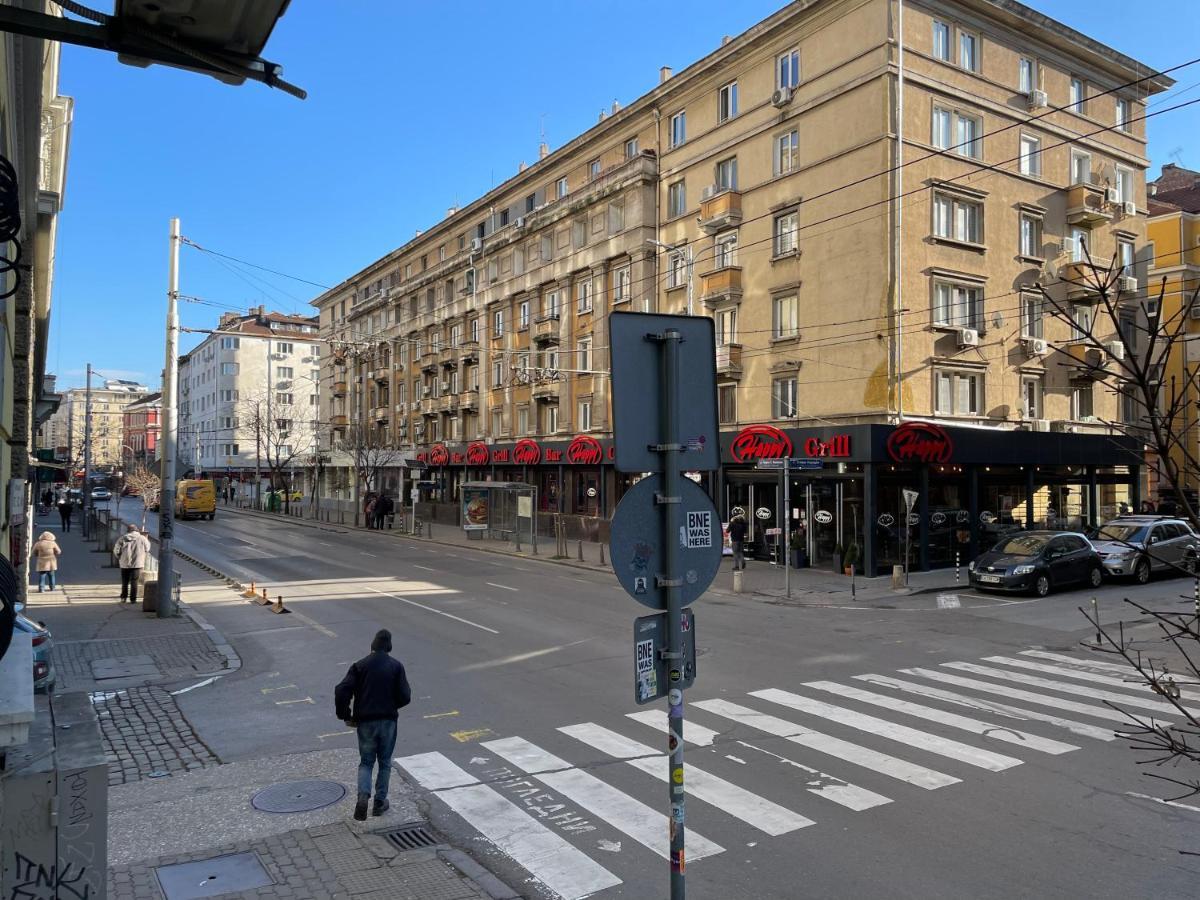 The Central Post Apartments Софія Екстер'єр фото