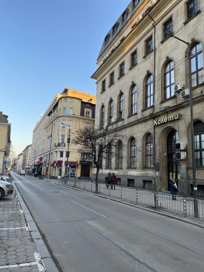 The Central Post Apartments Софія Екстер'єр фото