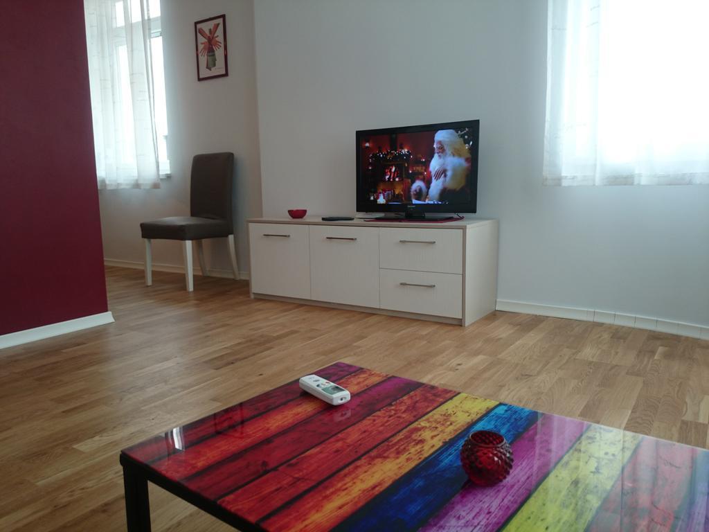 The Central Post Apartments Софія Номер фото