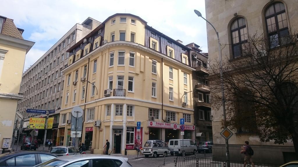The Central Post Apartments Софія Екстер'єр фото