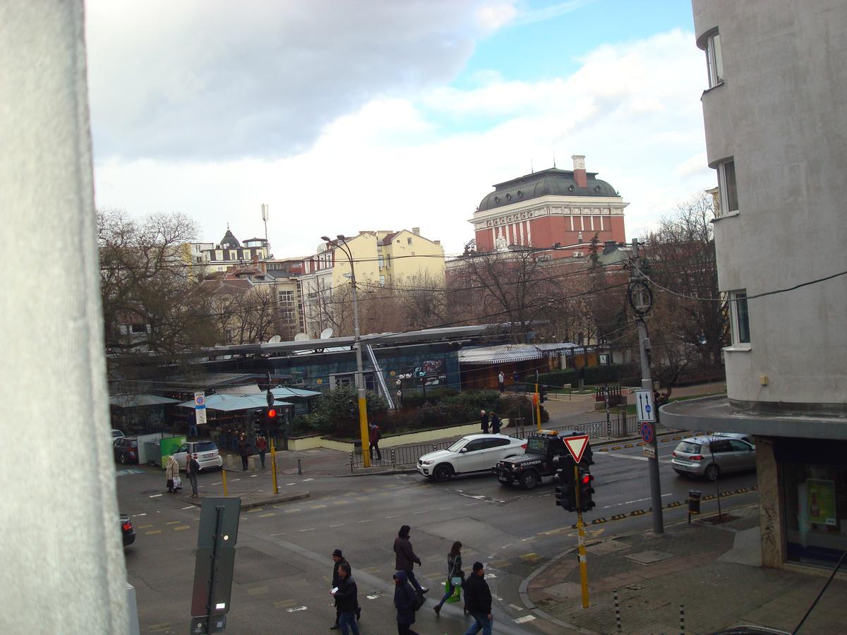 The Central Post Apartments Софія Екстер'єр фото