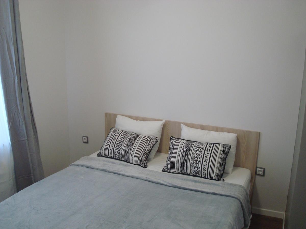 The Central Post Apartments Софія Екстер'єр фото